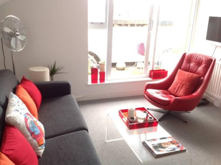 Zone 1! 2 Bed Duplex Apartment! Лондон Экстерьер фото